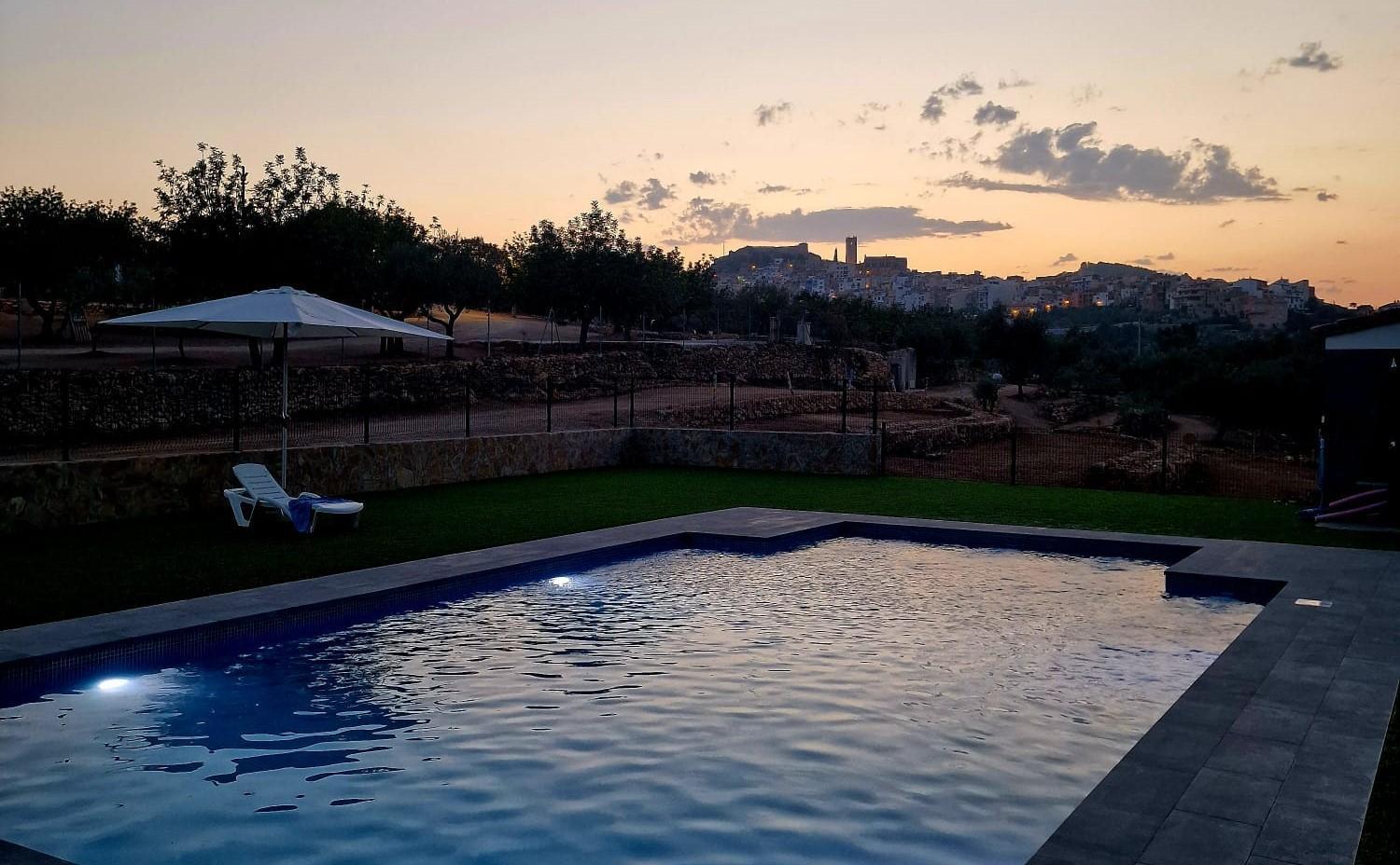 Ciudad Del Ciclismo Luxury tent Cervera del Maestre